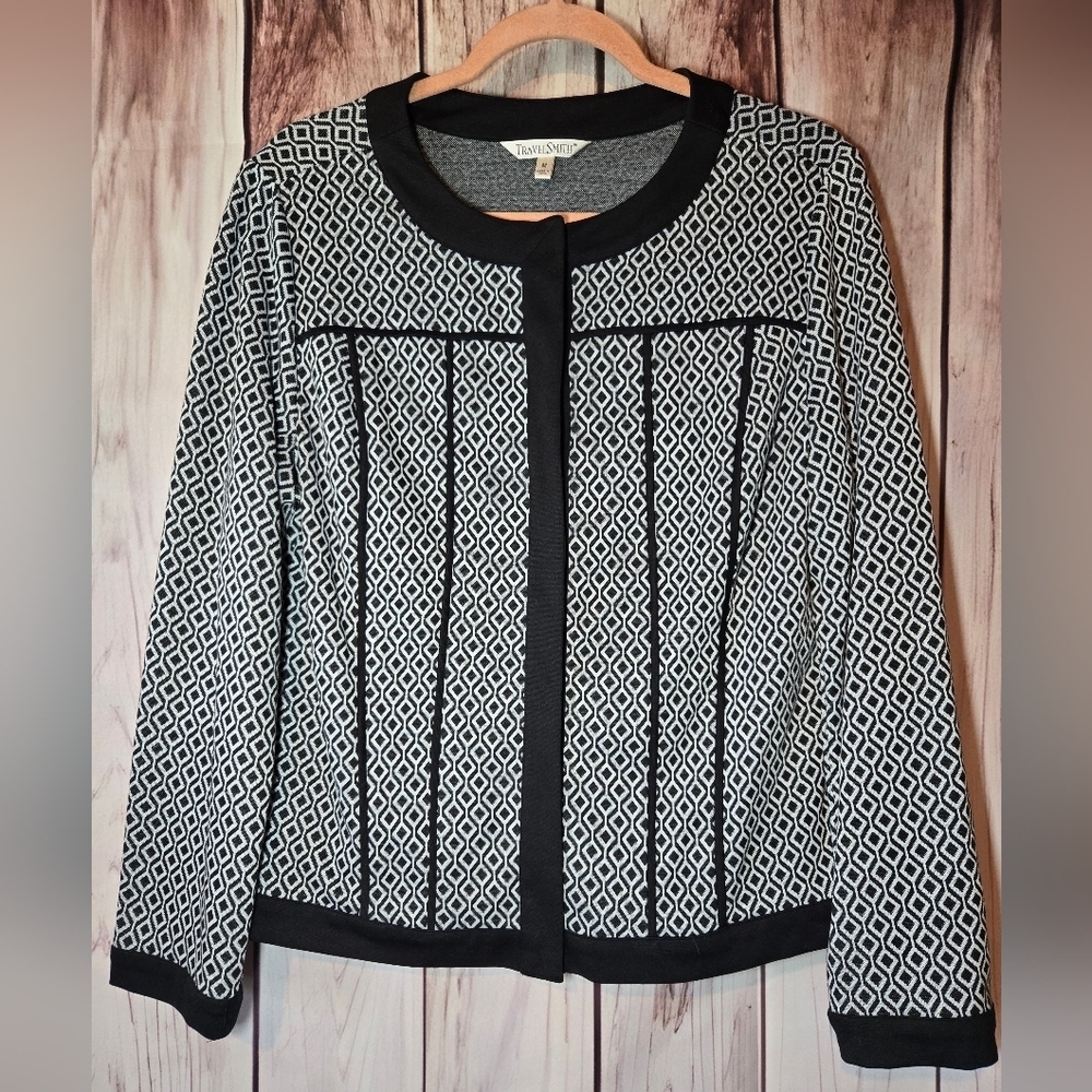 TravelSmith Black And White Geometric Jacket Snap Closure Womens Medium